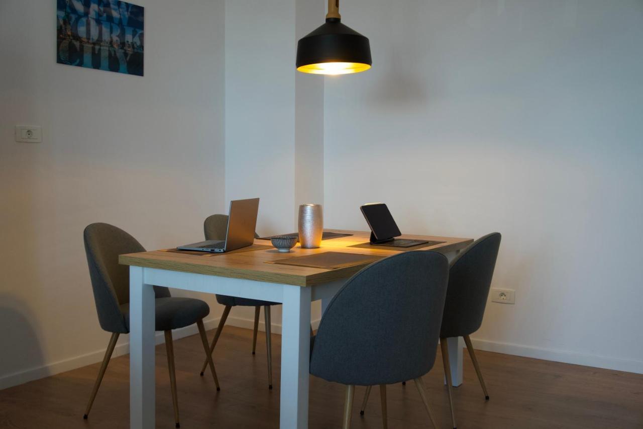 Chronos Apartment - Modern And Stylish Timisoara Esterno foto